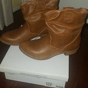 Steve Madden Boots